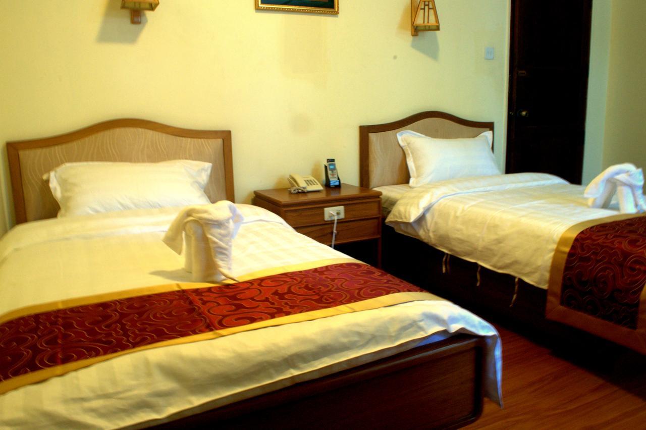 Hotel Innya Yangon Exterior photo