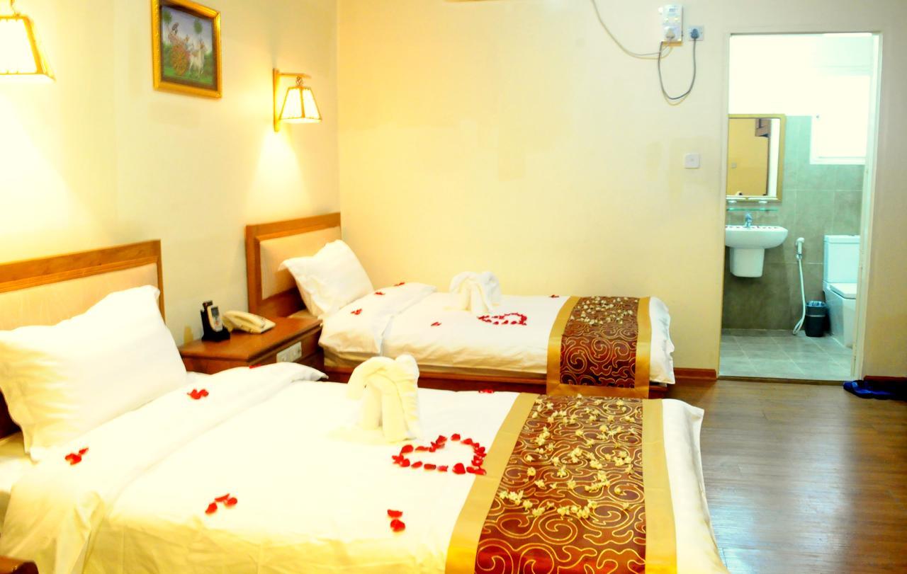Hotel Innya Yangon Exterior photo