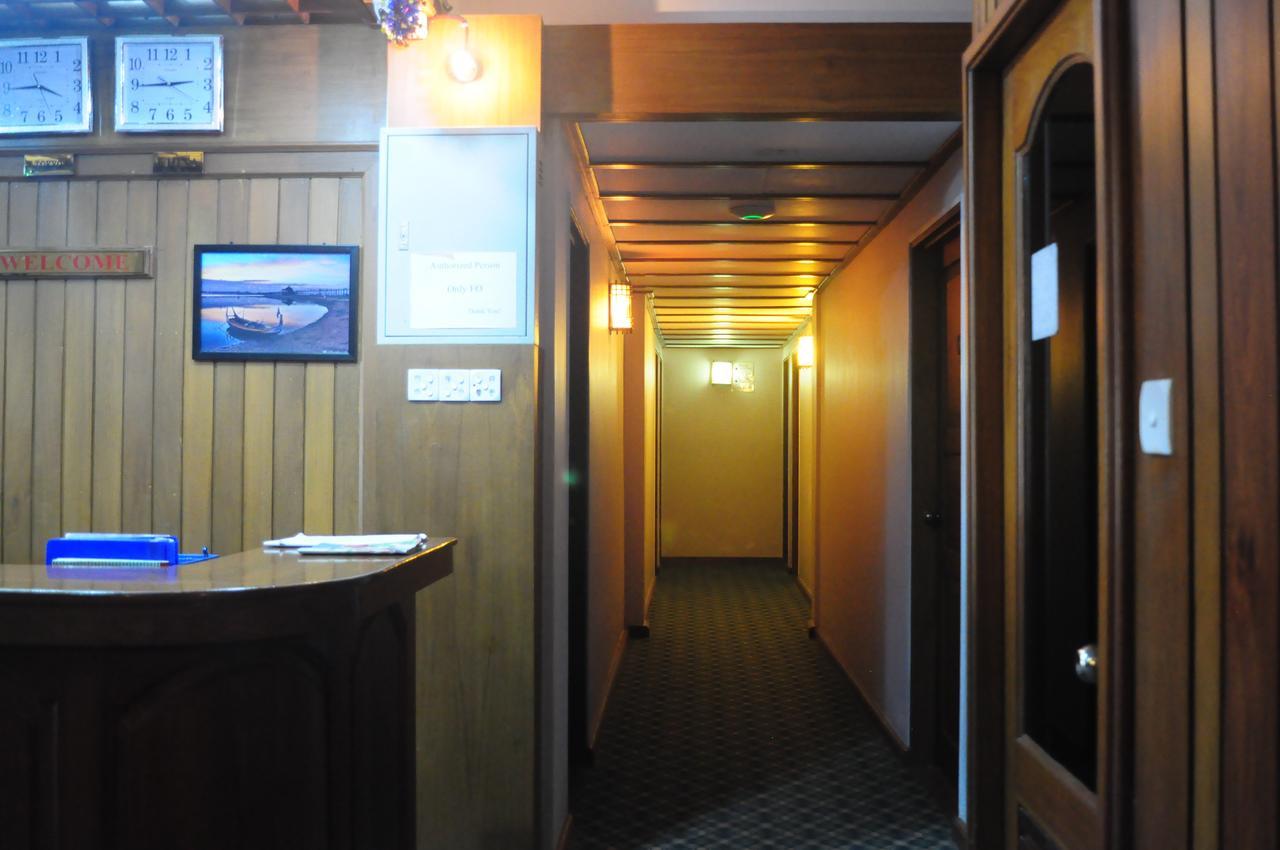 Hotel Innya Yangon Exterior photo