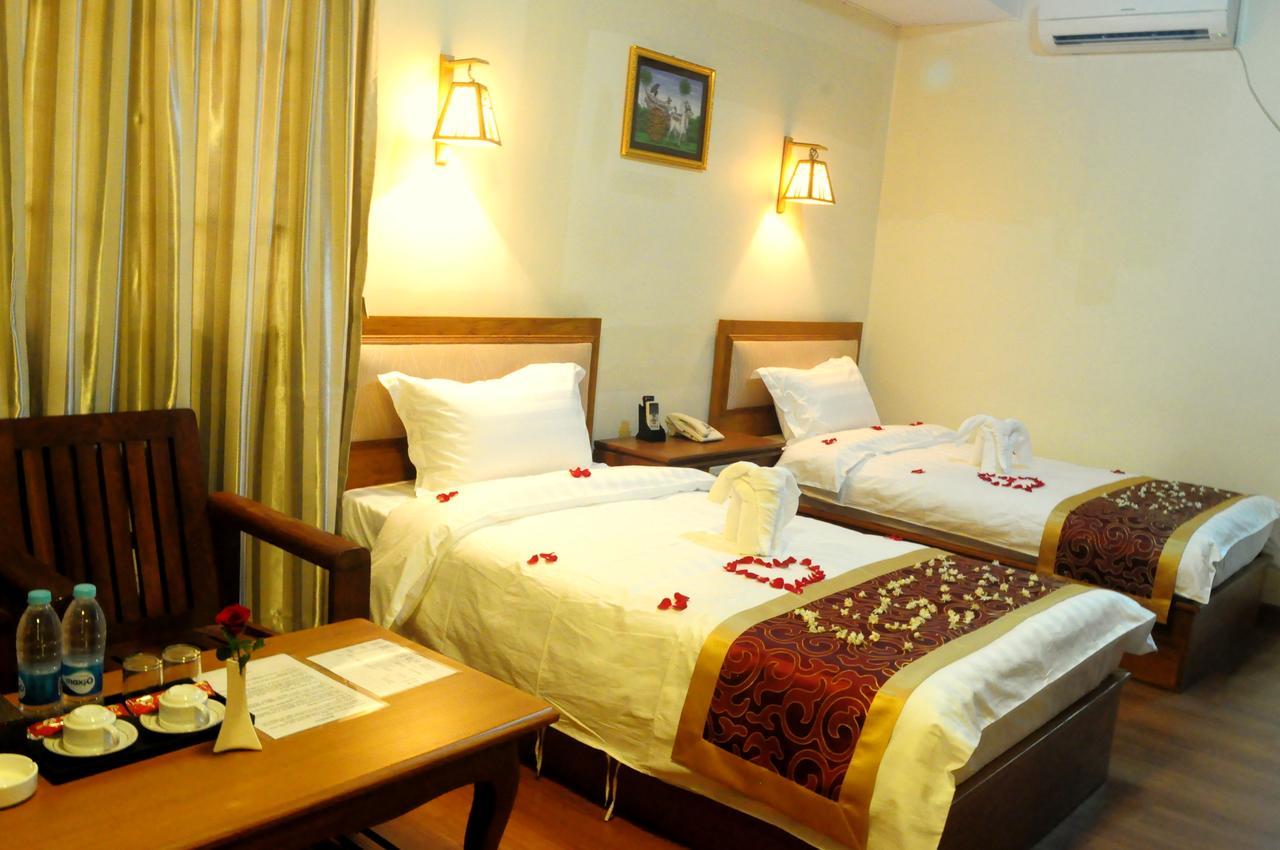 Hotel Innya Yangon Exterior photo