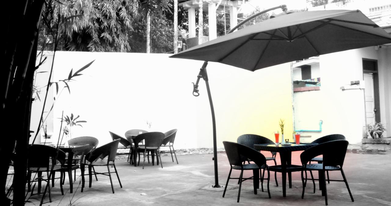 Hotel Innya Yangon Exterior photo