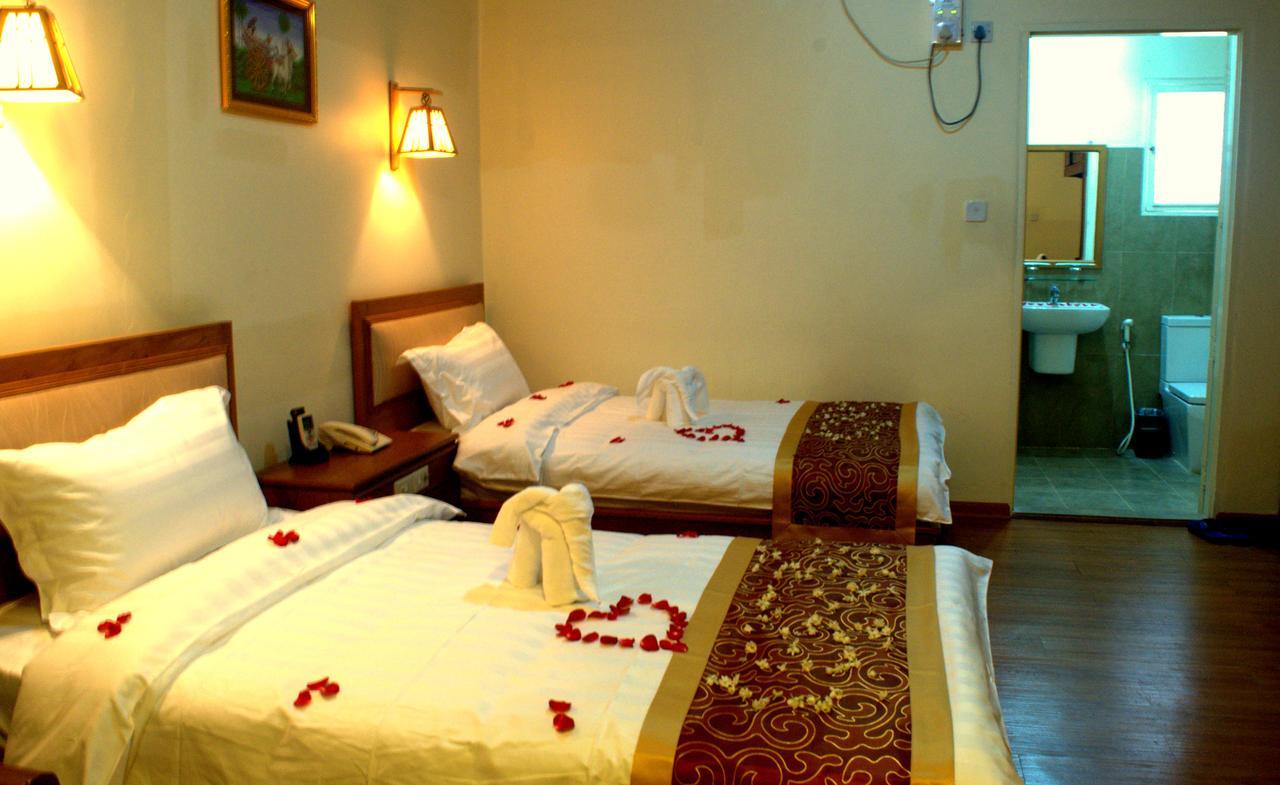 Hotel Innya Yangon Exterior photo